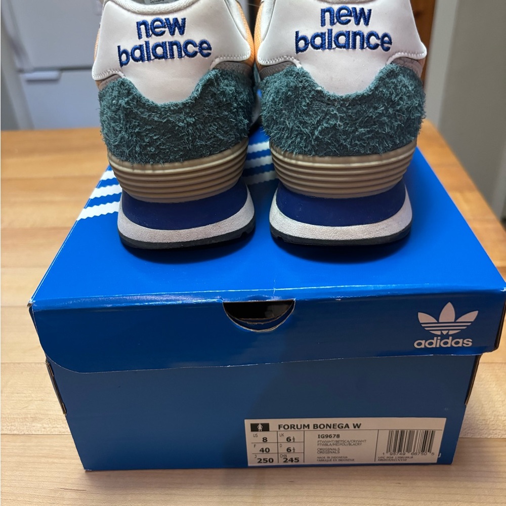 New Balance Sneakers - Teal and White